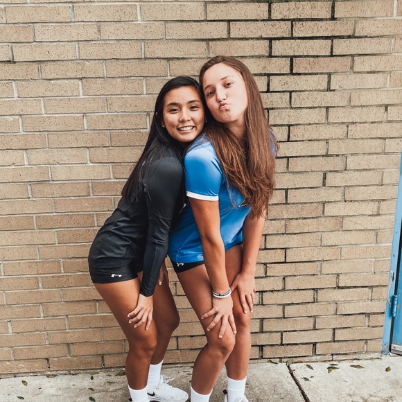 Meet your Posher, Lena - Picture 1 of 1